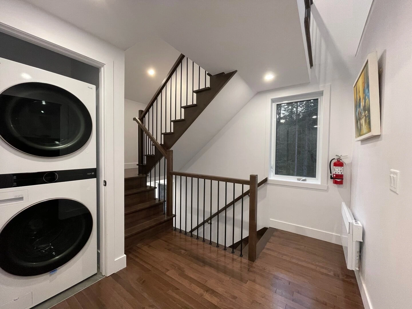 Couloir et escalier du chalet Le Bellissime