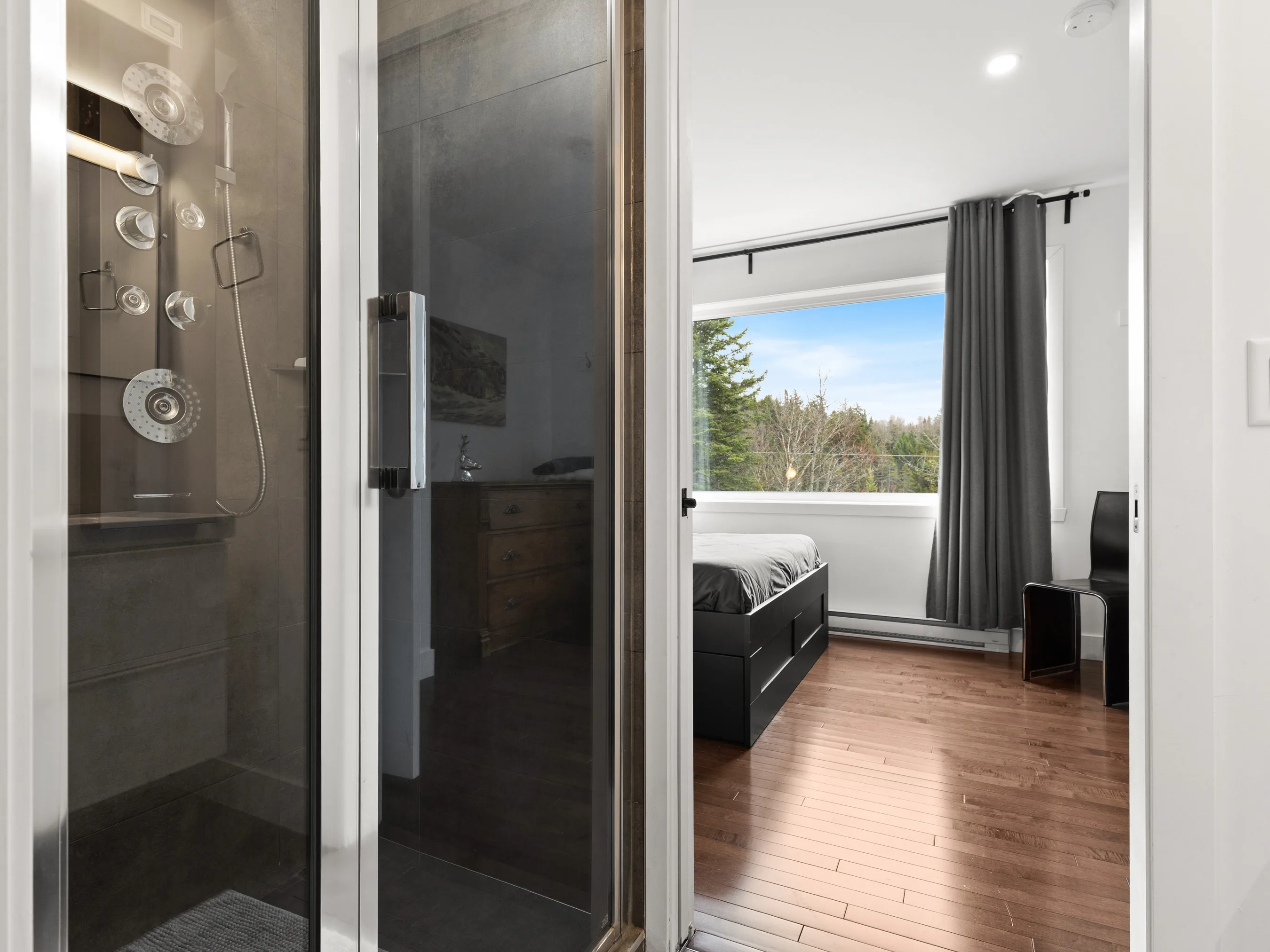 Salle d’eau partagée du chalet Le Bellissime