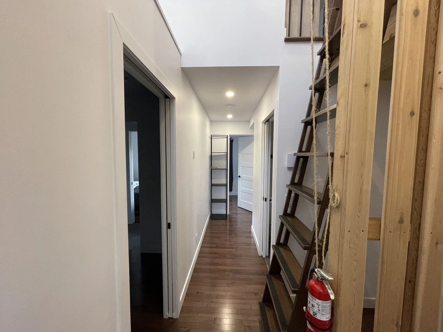 Couloir intérieur du chalet Le Céleste