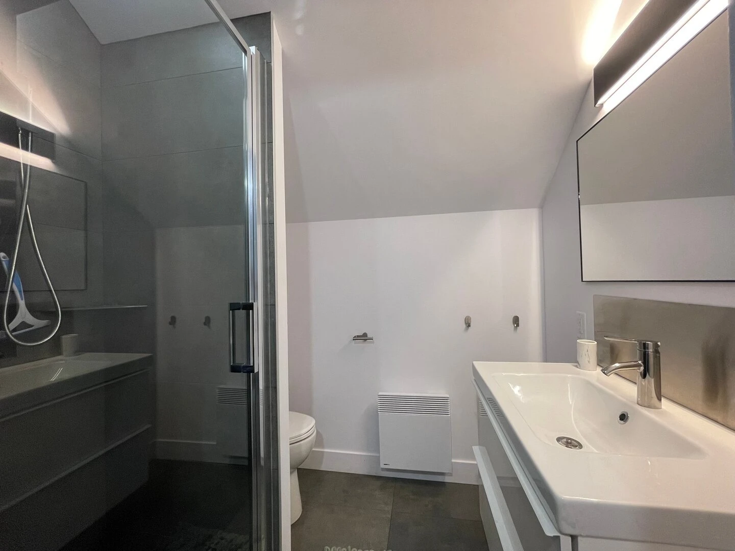 Salle de bain de la chambre 4 du chalet Le Haut Perché